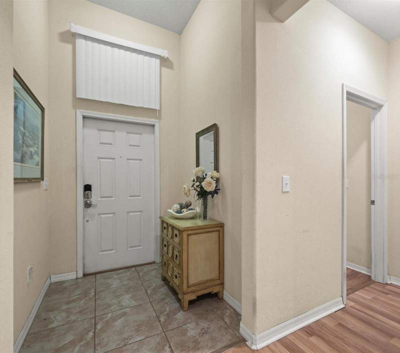 4 bedroom Single Family Residence at 12722 Drakefield Drive, Deerfield Lakes, Spring Hill — photo 2