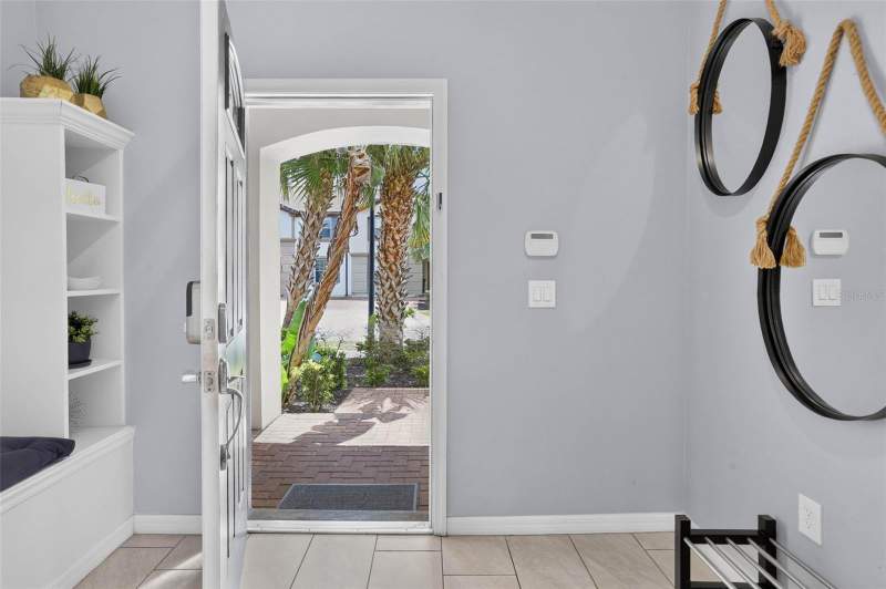5 bedroom Townhouse at 8831 Geneve Court, Windsor At Westside Ph 2B, Kissimmee — photo 4