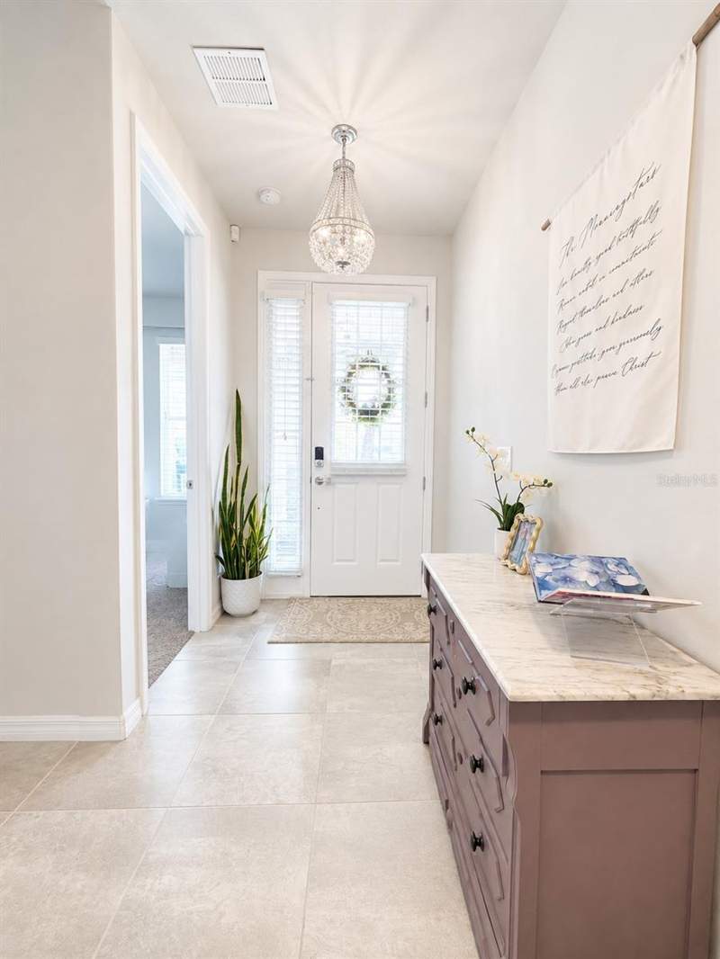4 bedroom Single Family Residence at 8011 Bushmaster Avenue, Randal Park Ph 5, Orlando — photo 2