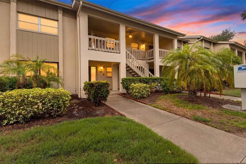 7143 WOOD CREEK DRIVE #203 home for sale in Woodside Terrace