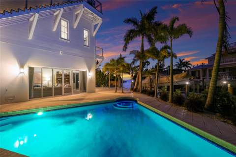 511 59th Street, Bradenton Beach FL - photo 12 of 91