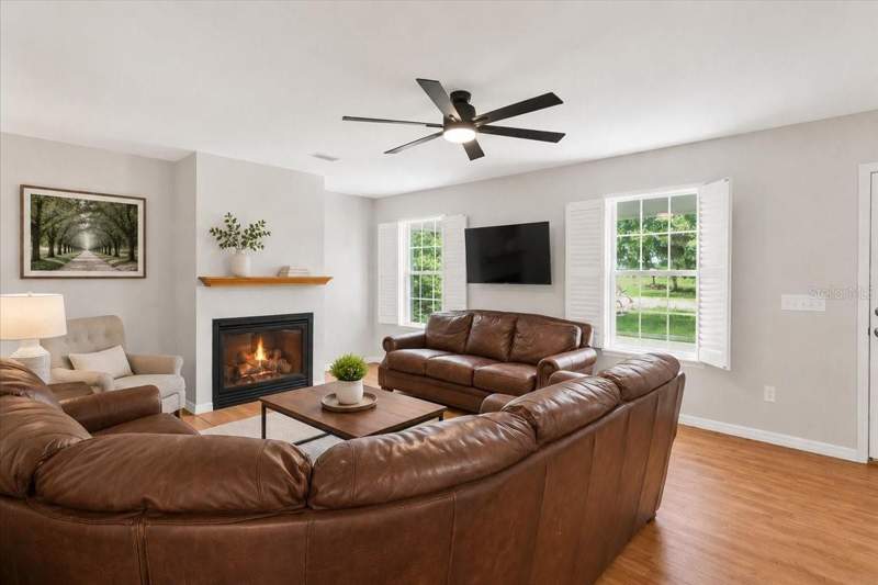 5 bedroom Single Family Residence at 25419 NW 105th Place, High Springs, High Springs — photo 5
