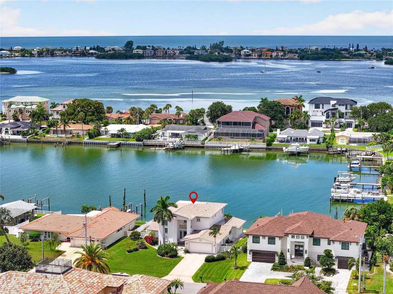 204 POINCIANA LANE home for sale in Harbor Bluffs