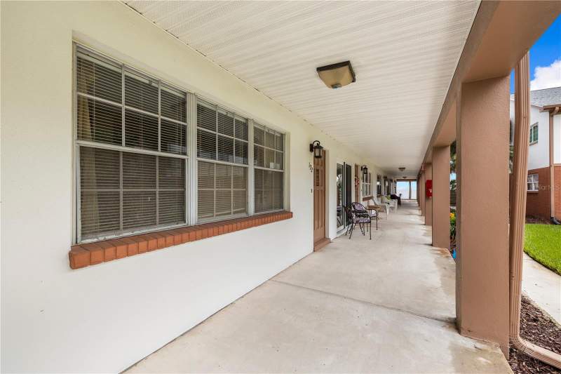 1 bedroom Condominium at 650 Pinellas Point Drive #122, Velvet Cloake Condo, St Petersburg — photo 4