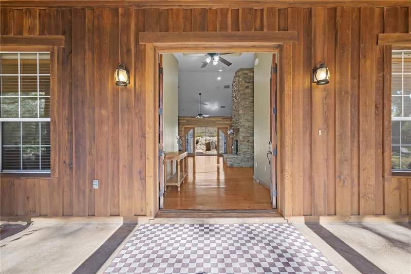 4 bedroom Single Family Residence at 27737 County Road 44A, Metes And Bounds, Eustis — photo 5
