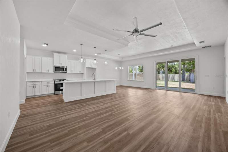 3 bedroom Single Family Residence at 1100 SW 67th Way, Grand Oaks At Tower, Gainesville — photo 4