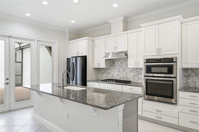 4 bedroom Townhouse at 8807 Fountain Palm Aly, Lakeshore Preserve Ph 1, Winter Garden — photo 2