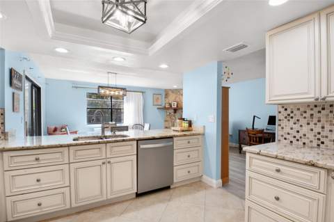 110 Meadowcross Drive, Safety Harbor FL - photo 6 of 6
