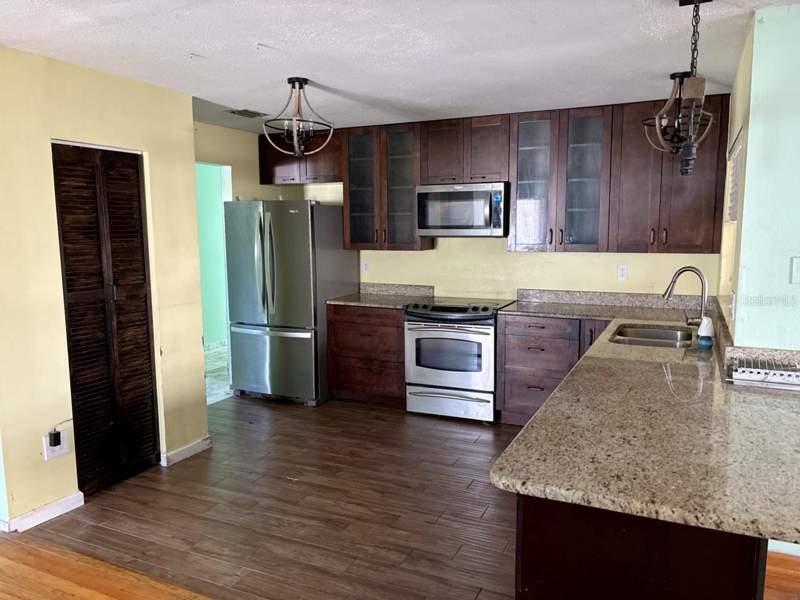 3 bedroom Single Family Residence at 4604 Ridge Point, Beacon Meadows Unit III B, Tampa — photo 3