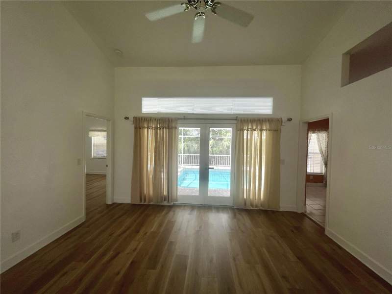 5 bedroom Single Family Residence at 7116 Pebble Beach Lane, Long Bayou Estates, Seminole — photo 3
