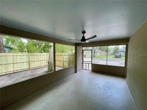 1715 NE 6th Place, Gainesville FL - photo 6 of 27