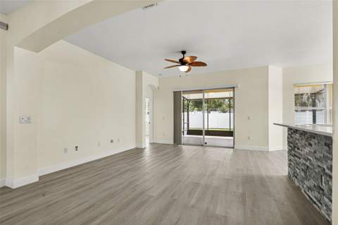 12720 Whitney Meadow Way, Riverview FL - photo 10 of 48