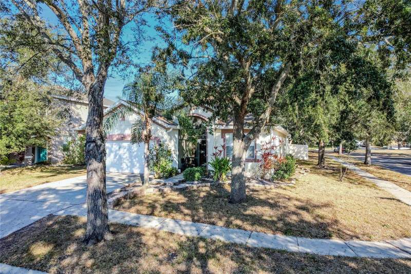 4 bedroom Single Family Residence at 6803 Guilford Crest Drive, Covington Park Ph 5C, Apollo Beach — photo 2