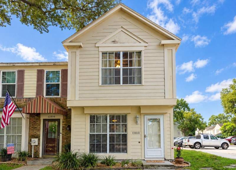 2 bedroom Townhouse at 13810 Fletchers Mill Drive, Fletchers Mill, Tampa — photo 3