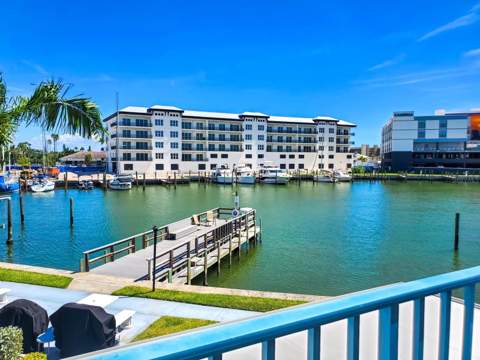 215 Medallion Boulevard #G, Madeira Beach FL - photo 19 of 27