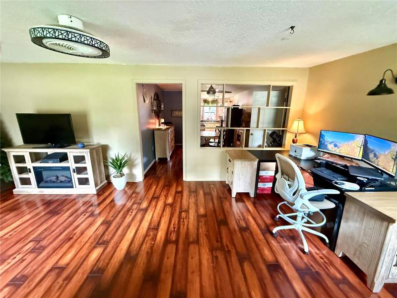 3 bedroom Single Family Residence at 5937 Uona Avenue, Lake Hill, Orlando — photo 2