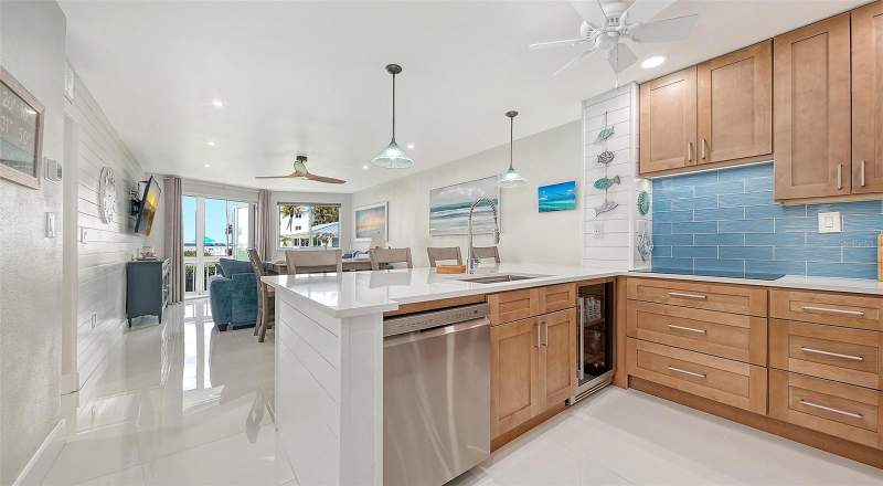 2 bedroom Condominium at 771 John Ringling Boulevard #5, Sarasota Harbor East, Sarasota — photo 5