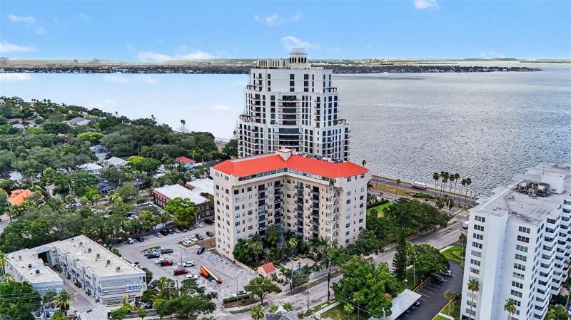2109 BAYSHORE BOULEVARD #609 home for sale in Bayshore Royal Condo