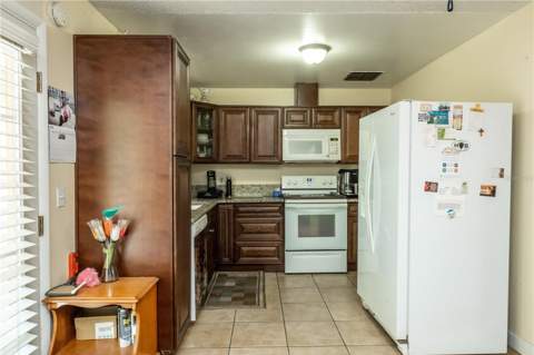 6424 Swallow Hill Drive, Orlando FL - photo 10 of 21