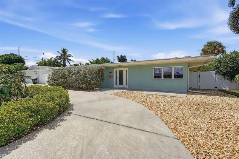 3 bedroom Single Family Residence at 5285 40th Street, Maximo Moorings, St Petersburg — photo 4