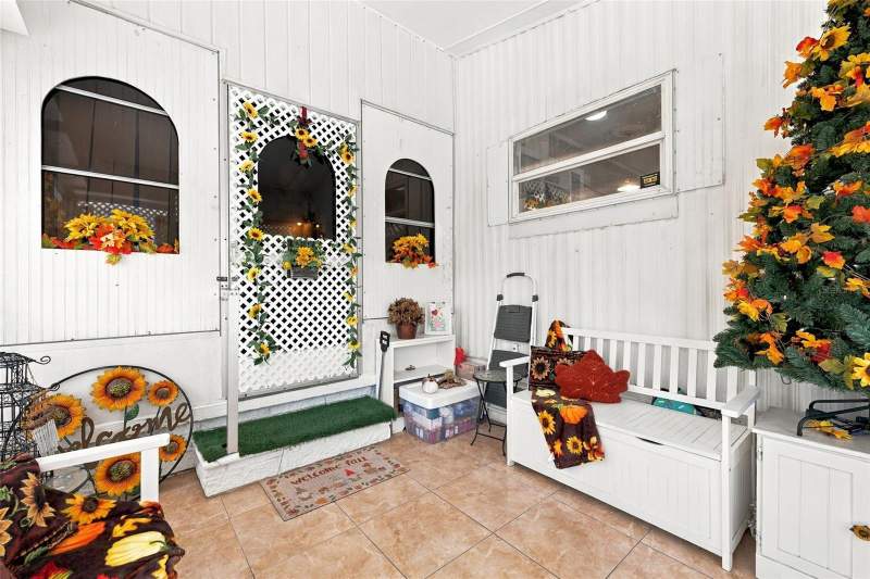 2 bedroom Manufactured Home at 3407 Tiki Drive, Tiki Village Mhp Condo, Holiday — photo 5