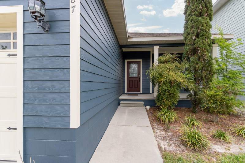 4 bedroom Single Family Residence at 1687 NW 120th Way, South Pointe Ph 1 Unit 5-B, Gainesville — photo 3