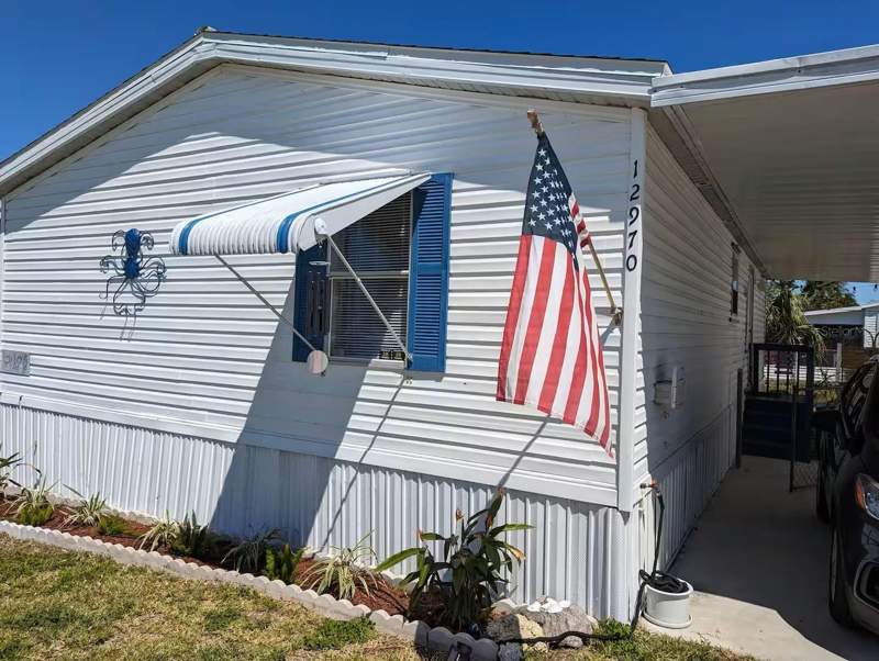3 bedroom Manufactured Home at 12970 Spencer Street, Harvey Heights, Fort Myers — photo 2