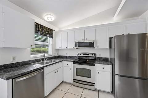5684 Alden Garden Way, Sarasota FL - photo 15 of 40