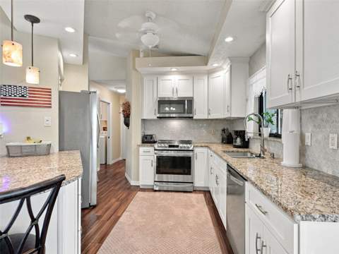 13325 Barlington Street, Spring Hill FL - photo 7 of 45