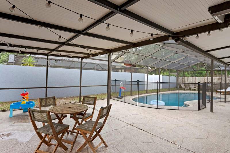4 bedroom Single Family Residence at 12803 Rain Forest Street, Raintree Terrace Sub W, Temple Terrace — photo 3
