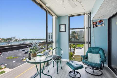 800 S Gulfview Boulevard #403, Clearwater Beach FL - photo 13 of 54