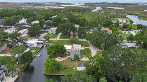 5411 Teal Drive, Weeki Wachee FL - photo 8 of 44