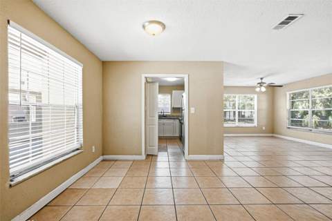 1729 Flores Court, Orlando FL - photo 10 of 39