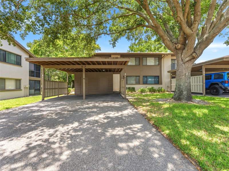 8305 SANDWEDGE CIRCLE #A home for sale in Beacon Woods Wedgewood Condo