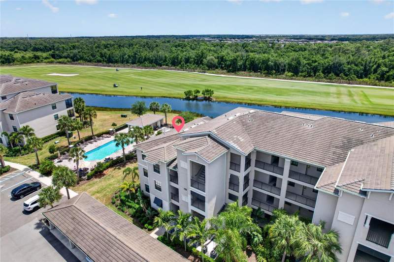 3 bedroom Condominium at 17724 Gawthrop Drive #301, Lakewood National, Bradenton — photo 2