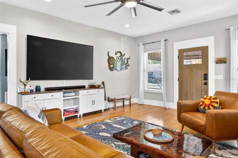 2705 N Poplar Avenue, Tampa FL - photo 11 of 54