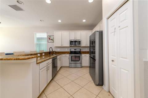 12833 Geneva Glade Drive, Riverview FL - photo 13 of 57