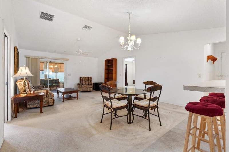 3 bedroom Single Family Residence at 2218 Lewiston Lane, The Villages, The Villages — photo 5