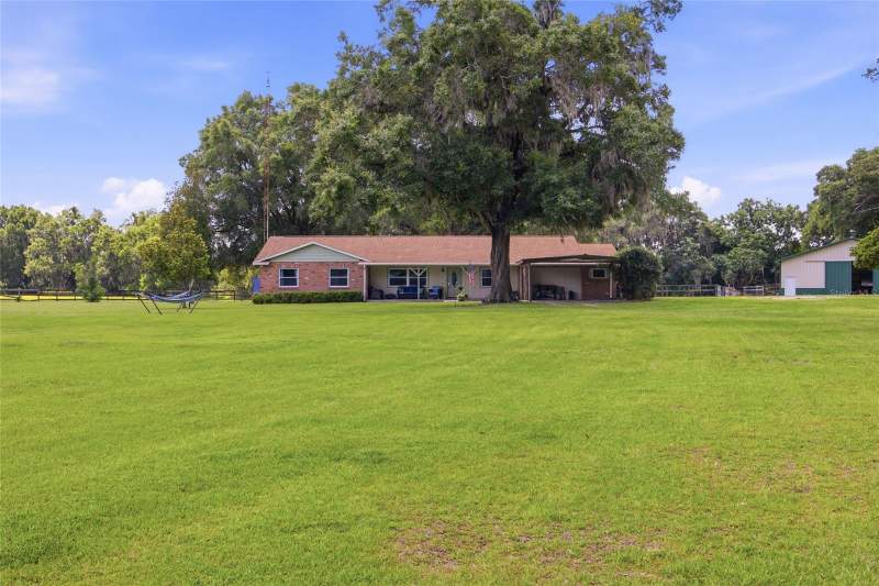 5 bedroom Farm at 13551 NE 14th Avenue, Citra, Citra — photo 2