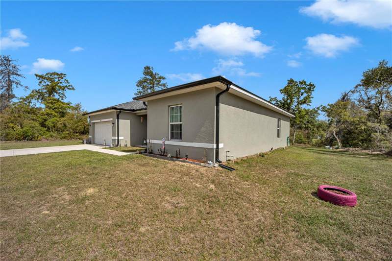 4 bedroom Single Family Residence at 15841 SW 19th Terrace, Round Lake Usfs, Ocala — photo 4