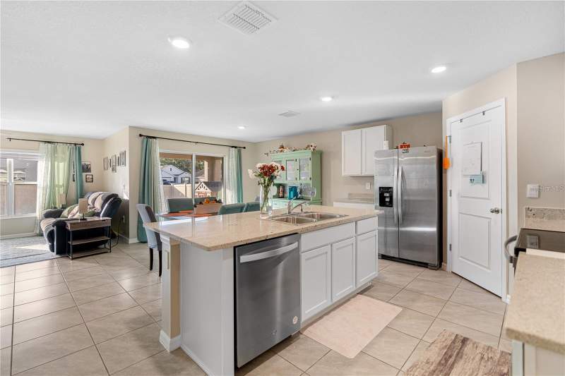 4 bedroom Single Family Residence at 11389 SE 67th Circle, Autumn Glen Ph 1, Belleview — photo 5