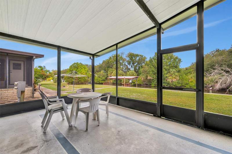 2 bedroom Manufactured Home at 236 N Saint Thomas Circle, Caribbean Isles Residential Co, Apollo Beach — photo 5