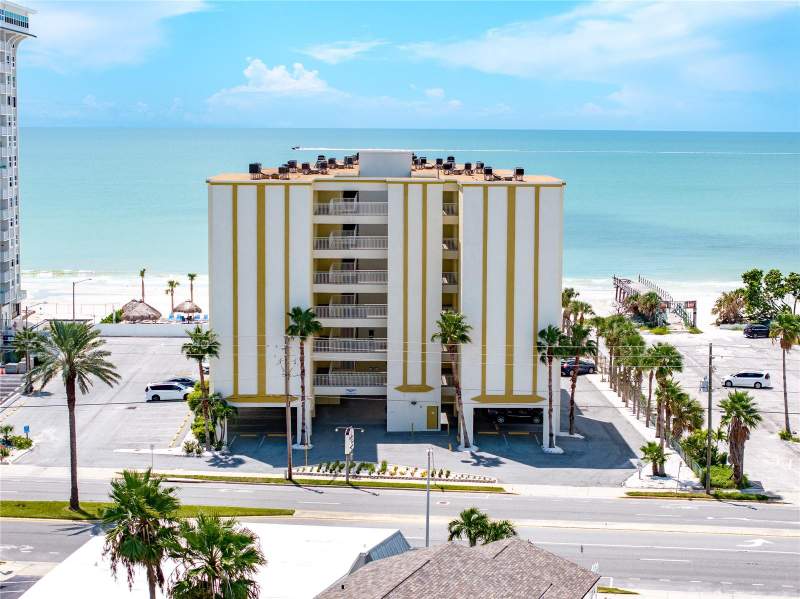 3 bedroom Condominium at 17450 Gulf Boulevard #206, Anglers Cove Condo, Redington Shores — photo 2