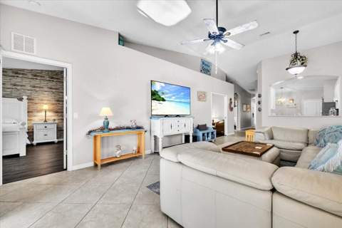 319 Monaco Drive #8, Punta Gorda FL - photo 10 of 49