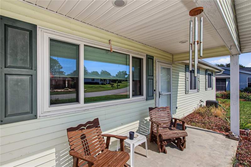 3 bedroom Single Family Residence at 8777 SW 116th Place Road, Oak Run Neighborhood 08A, Ocala — photo 2