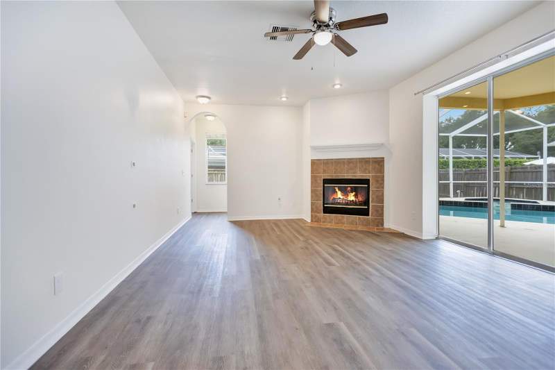 4 bedroom Single Family Residence at 9303 Heritage Oak Court, Hunters Green Prcl 18A Phas, Tampa — photo 3