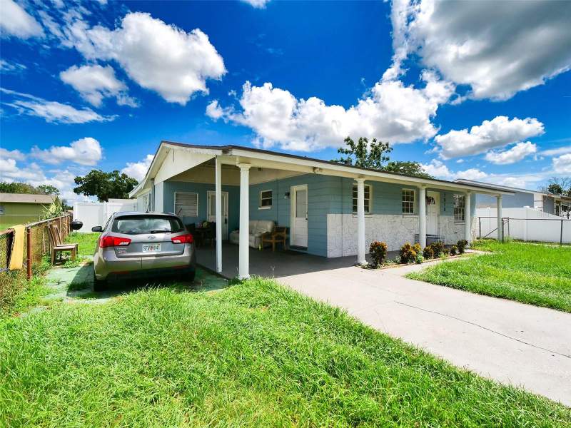 4 bedroom Single Family Residence at 7018 Glenview Drive, Clair Mel City Sec A Unit, Tampa — photo 4