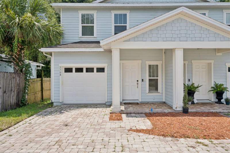 3 bedroom Townhouse at 2508 E Church Street, Rolando Estates, Orlando — photo 2