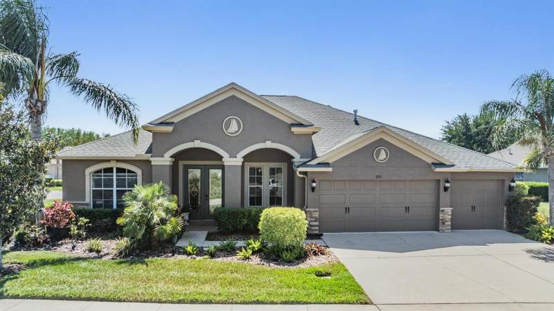 8721 CRYSTAL CREEK COURT home for sale in Lakeshore Ranch
