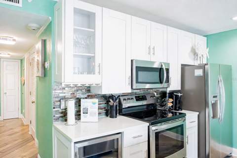 2506 N Rocky Point Drive #331, Tampa FL - photo 6 of 6